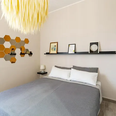 Guesthost - Lovely In * Barletta