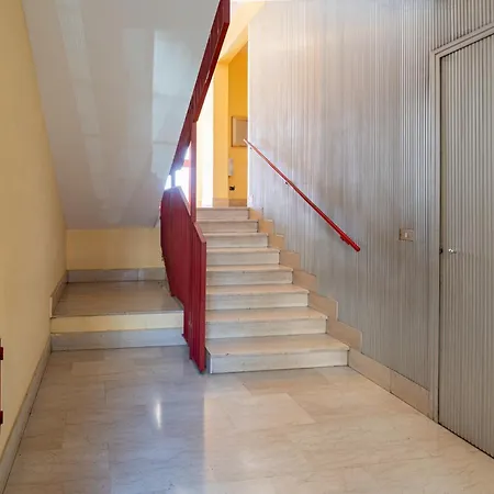 Guesthost - Lovely In Appartement *